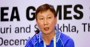 HLV Kim Sang Sik tạo nên dấu ấn tại SEA Games 33